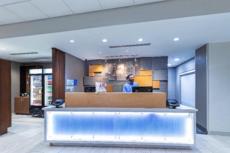 Holiday Inn Express & Suites Parsons image