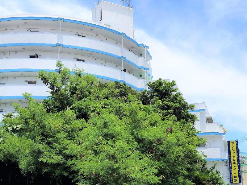 Sunset Hills Inn Naha image