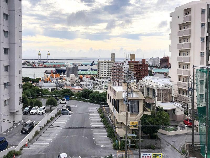 Sunset Hills Inn Naha image