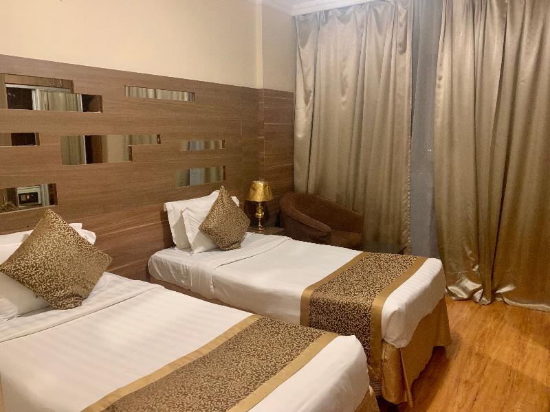 Jewar Al Saqefah Hotel — view