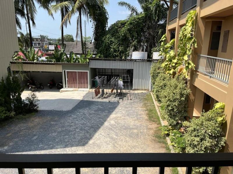 Srichada Hotel image