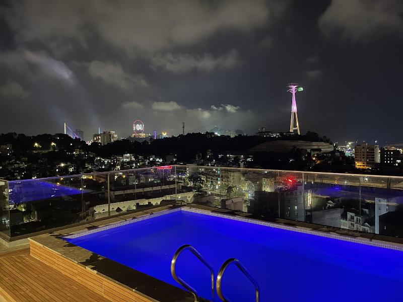 The Light Hotel Halong image