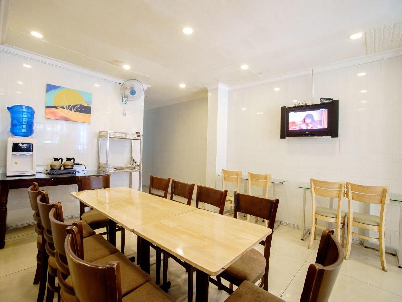 Saigon Charm Hotel image