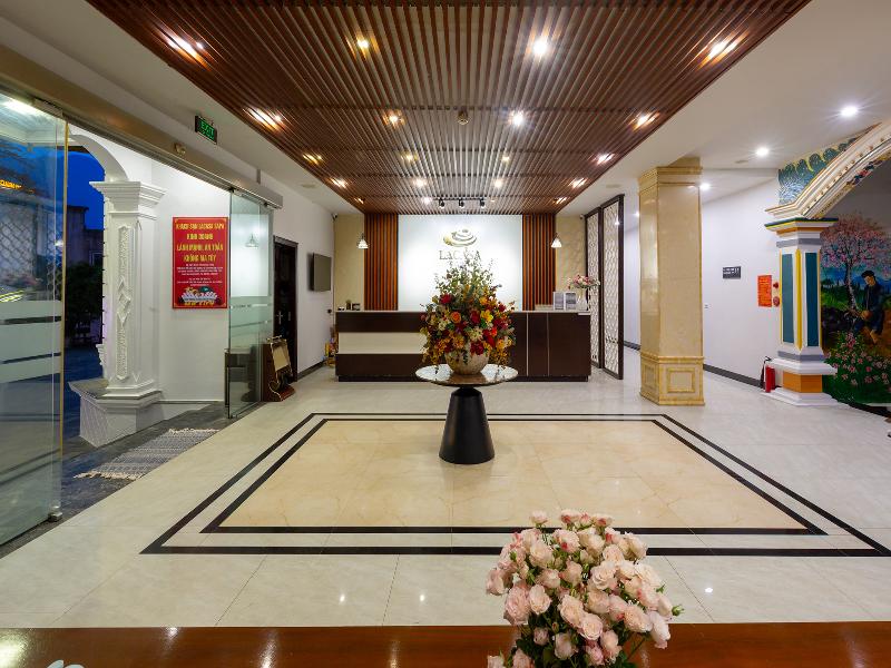 Lacasa Sapa Hotel