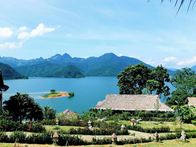 Mai Chau HideAway Resort