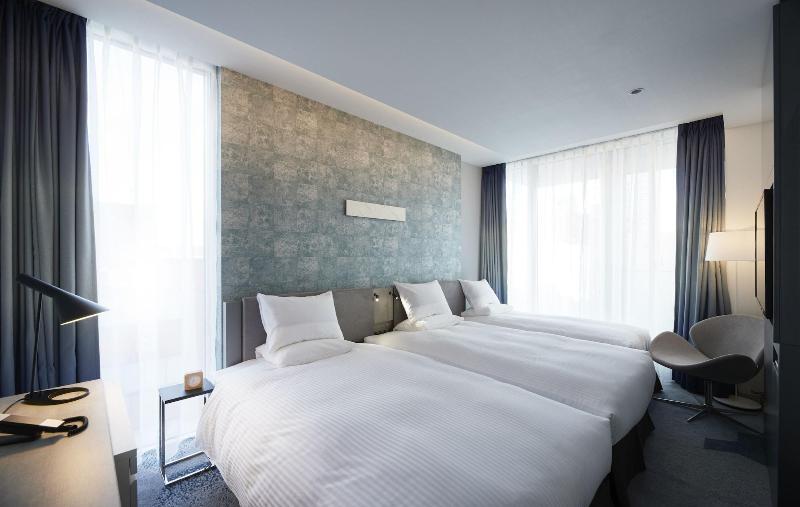 JR-EAST HOTEL METS SAPPORO image