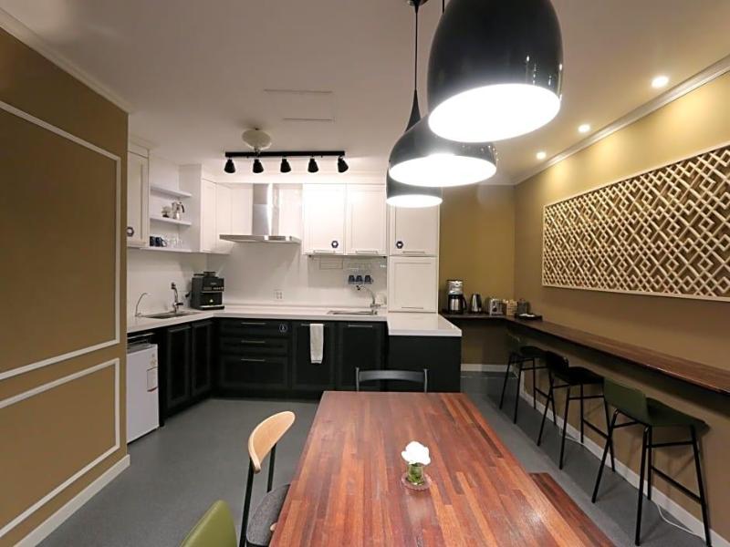Blueboat Hostel Gyeongju image