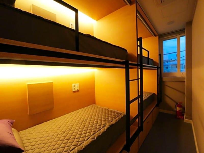 Blueboat Hostel Gyeongju image