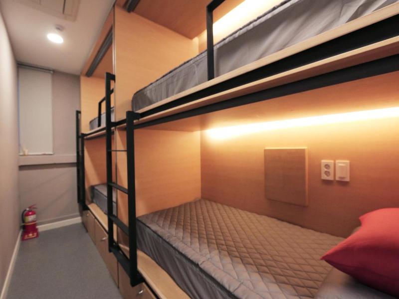 Blueboat Hostel Gyeongju image