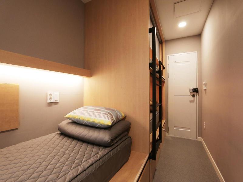 Blueboat Hostel Gyeongju image