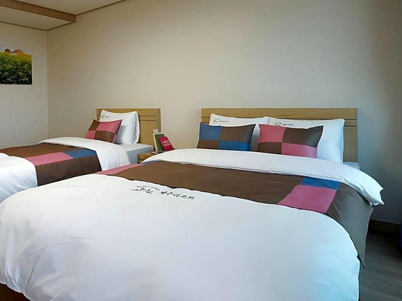 Jeju Resort image