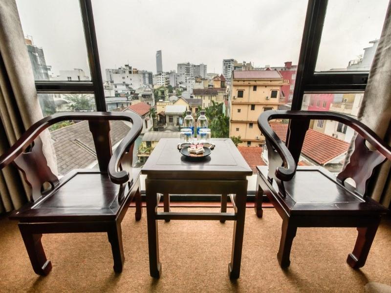 Amona Hotel