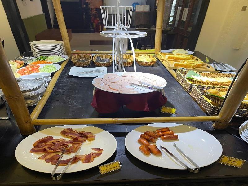 Amona Hotel