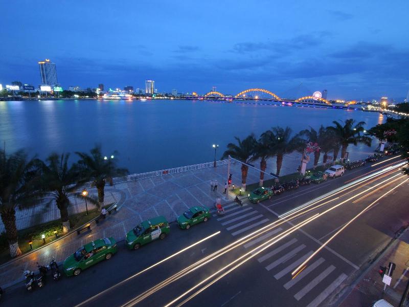 Happy Day Hotel Da Nang image