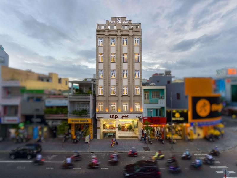 Iris Hotel Danang image