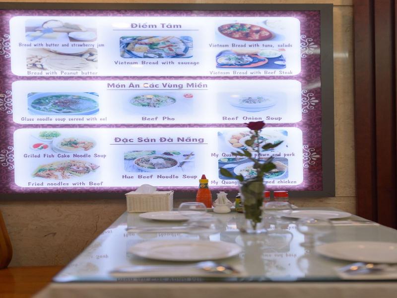 Iris Hotel Danang image