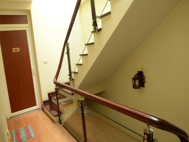 Bluebell Hotel image