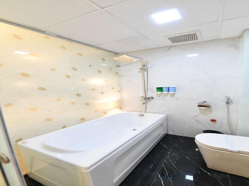 Hanoi Bella Rosa Trendy Hotel image
