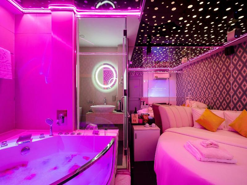 Cupid Hotel image
