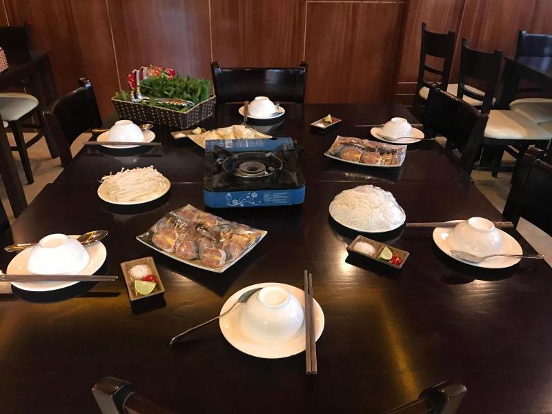 Saparis Hotel