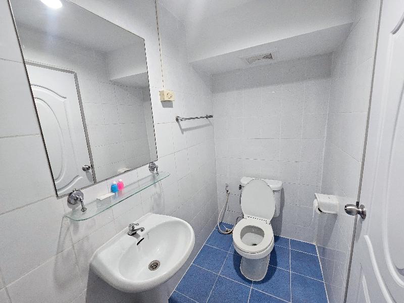 Walking Street Guest House image