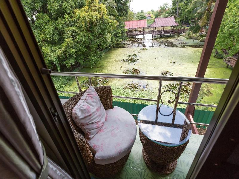 P.U. Inn Resort image