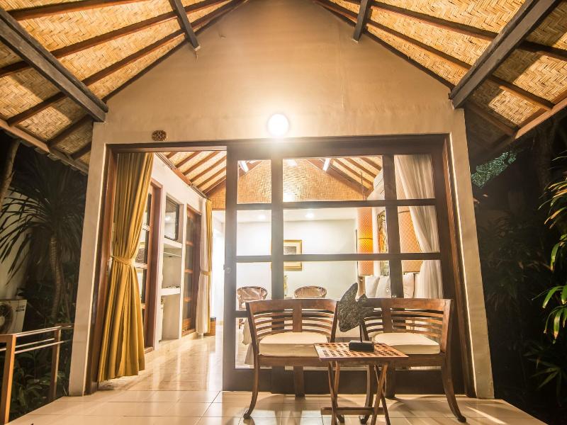Bali Santi Bungalows image