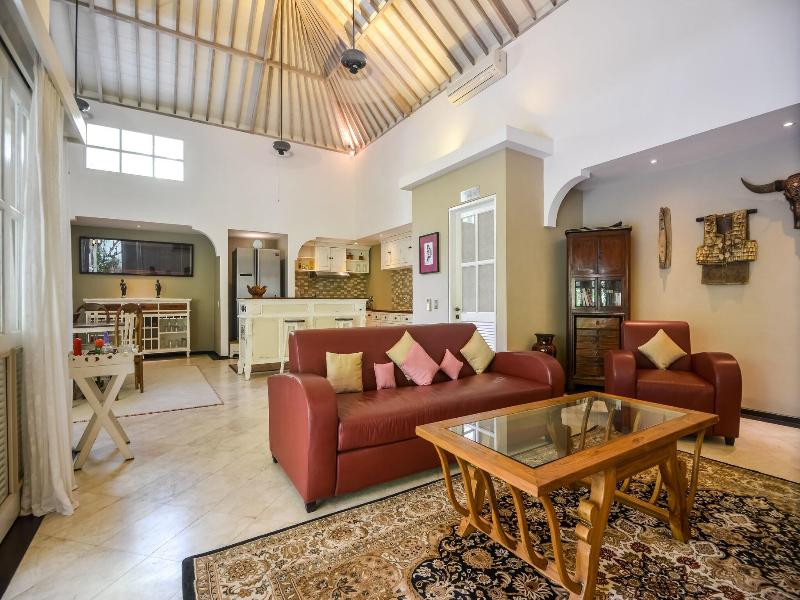 Bali Santi Bungalows image