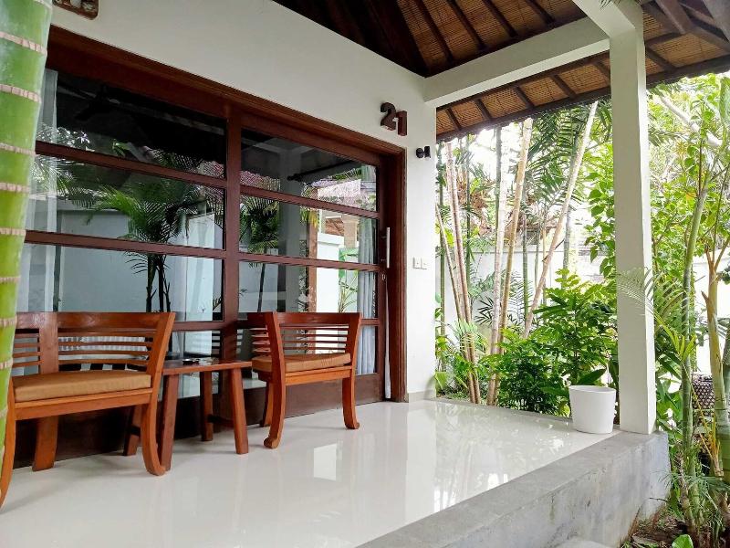 Bali Santi Bungalows image