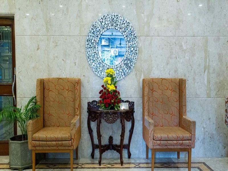 Residency Hotel Fort image