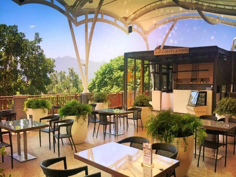 Renyi Lake Hotel image