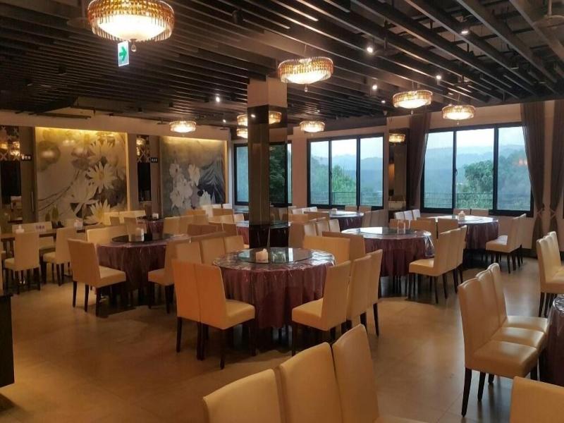 Renyi Lake Hotel image