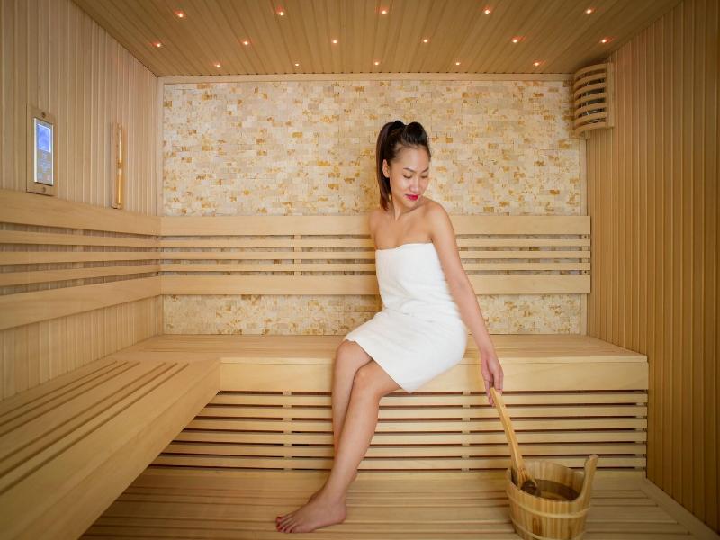 Royal Halong Hotel image