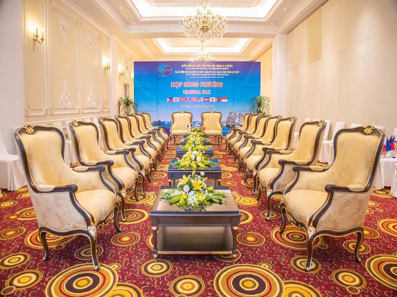 Royal Halong Hotel image