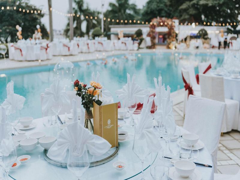 Royal Halong Hotel image