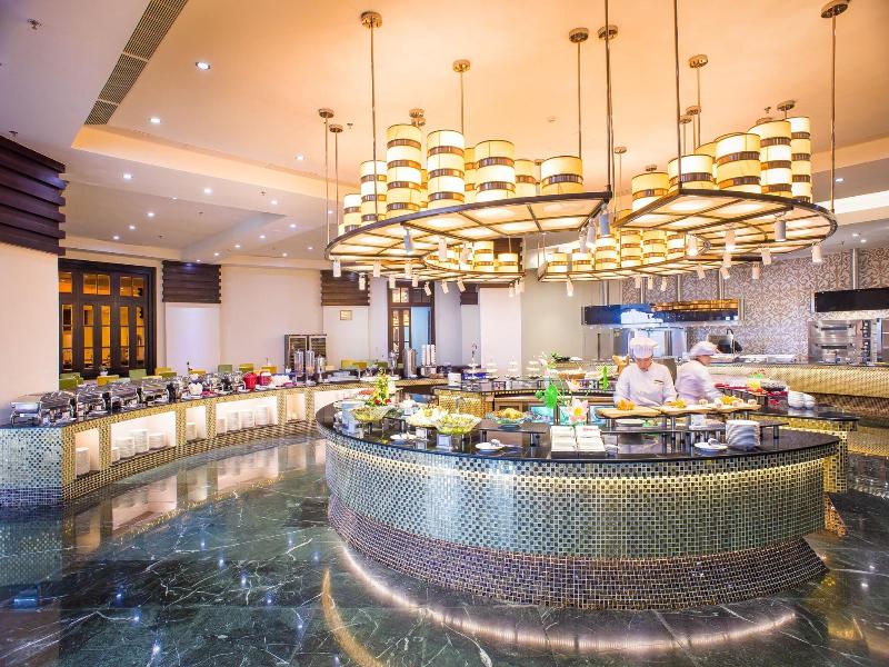 Royal Halong Hotel image