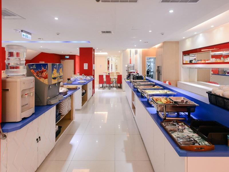 i-Deal Hotel image