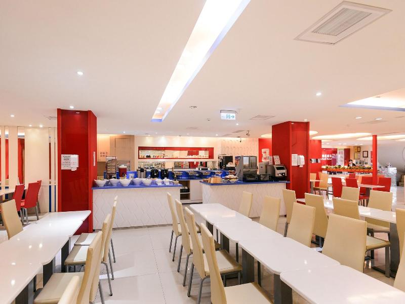 i-Deal Hotel image