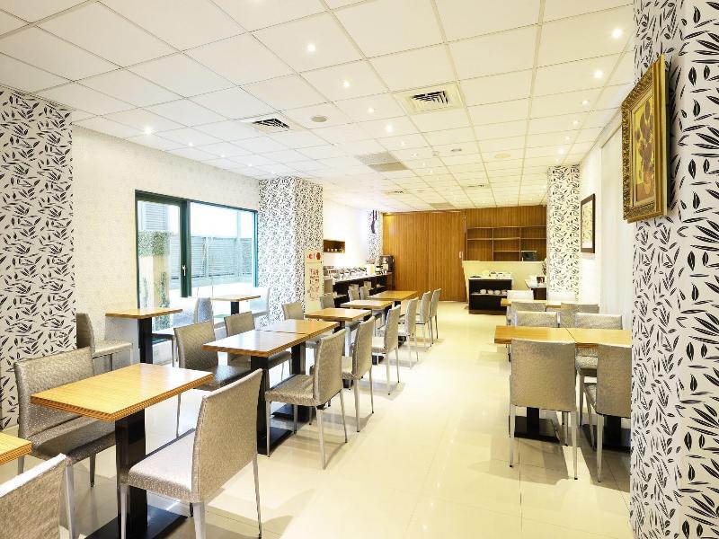 OHYA Boutique Motel-Yong-Kang Branch image