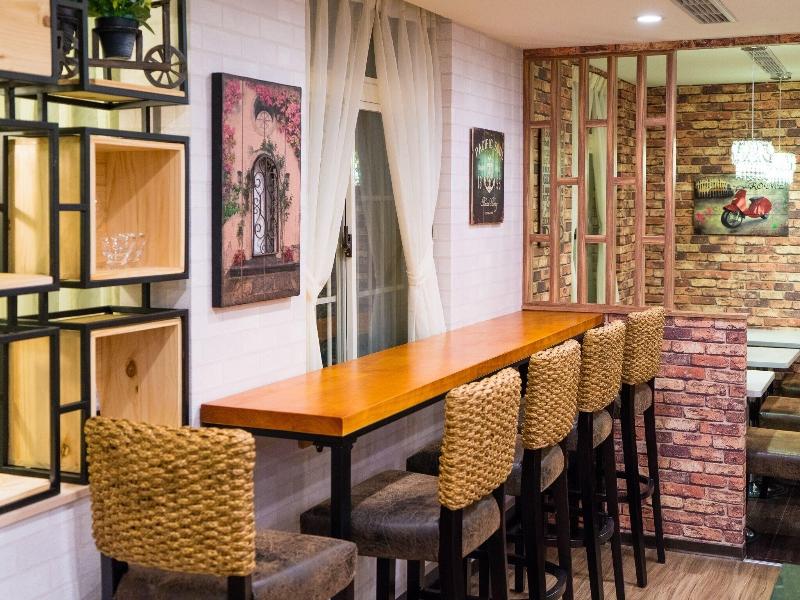E-House Hotel image