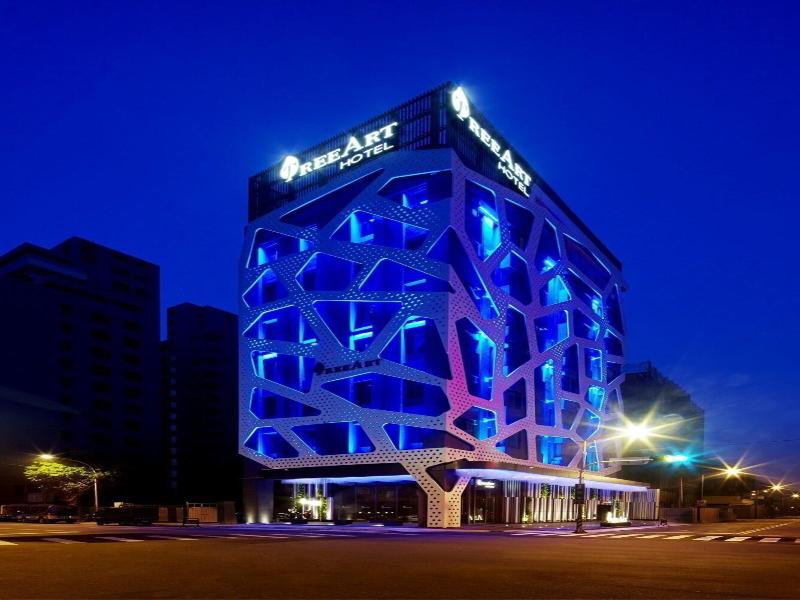 Treeart Hotel image