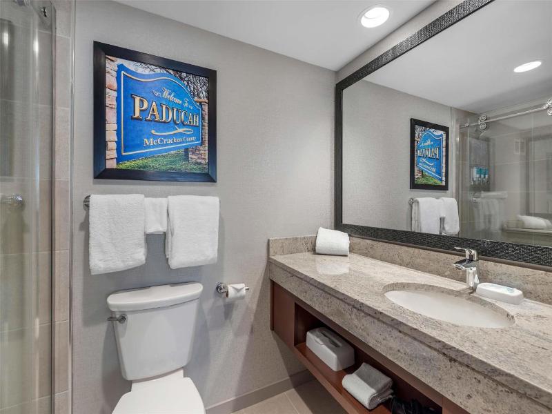 Drury Inn Suites Paducah image