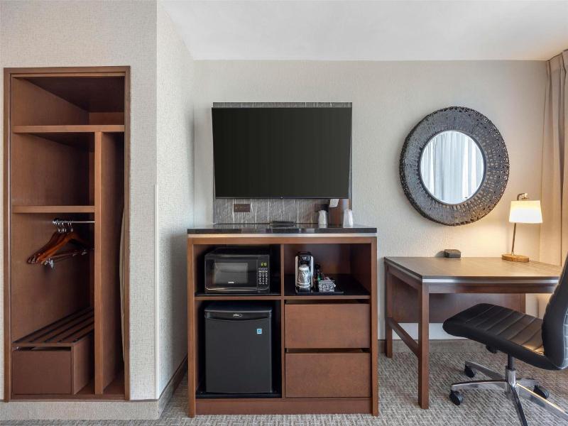Drury Inn Suites Paducah image
