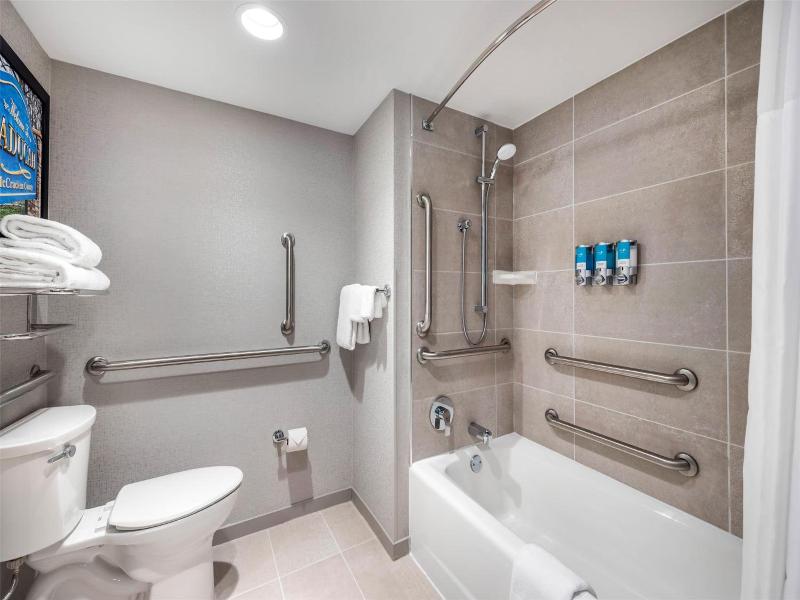 Drury Inn Suites Paducah image