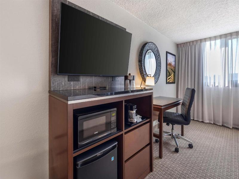 Drury Inn Suites Paducah image