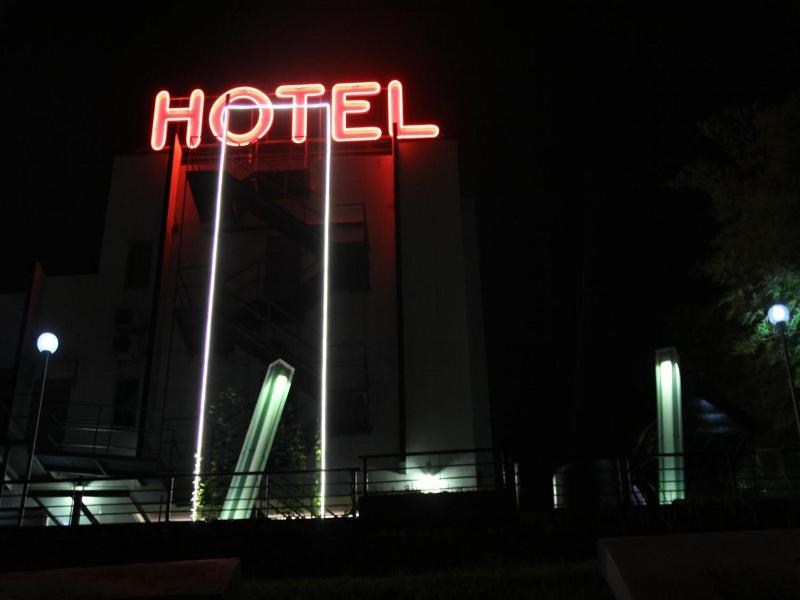M Design Hotel Seri Kembangan image