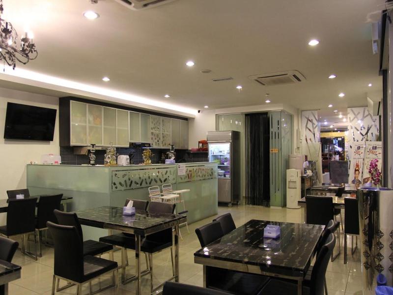 M Design Hotel Seri Kembangan image