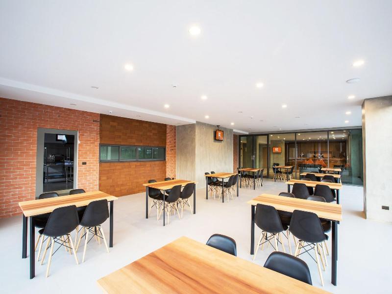 B2 Udon Thani Boutique And Budget Hotel