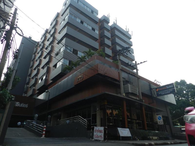 Nana Tai Suite image