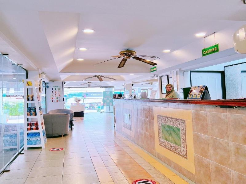 Regent Ngamwongwan Hotel image
